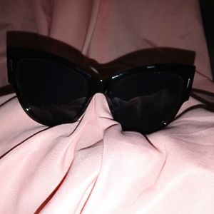 Cateye Sunglasses NWOT